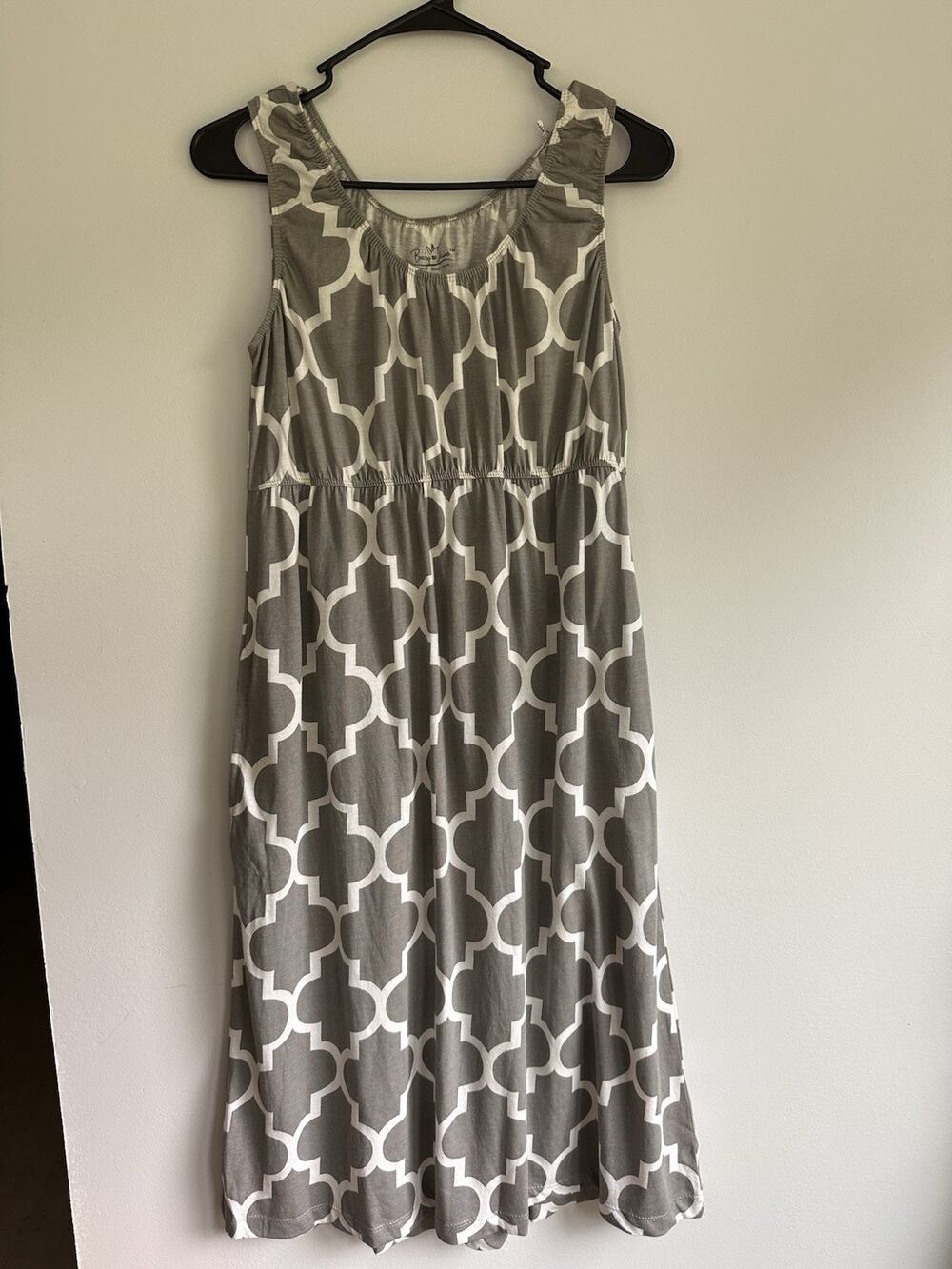 Baby Be Mine Maternity Size Medium New Gray White Geometric Dress Pullover